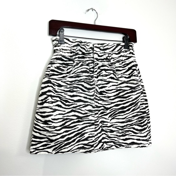Zara 100% Cotton Denim Zebra Print Paper Bag Waist Mini Skirt S - Picture 4 of 11